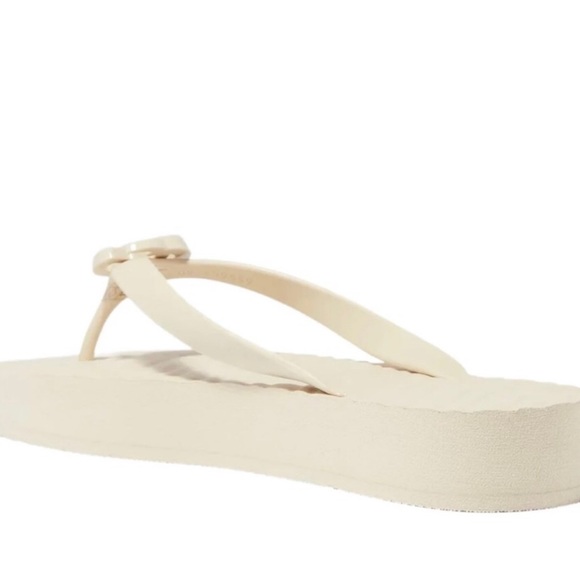 GUCCI Pascar Flip Flops in Chevron Rubber Mystic White/Ivory Vegan! size 34/35 5 - Picture 4 of 15